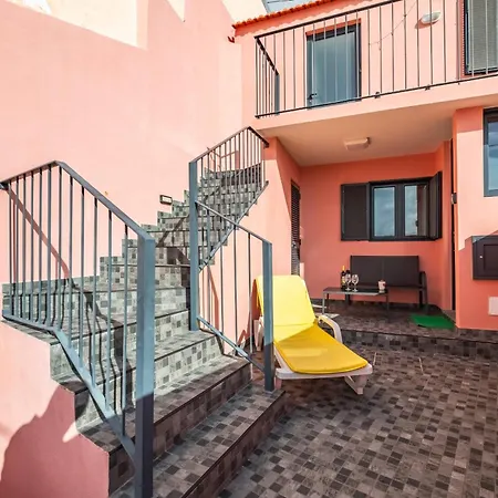 Seaside Charm Ii Apartment